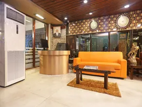 Hotel Heera International - Image 2
