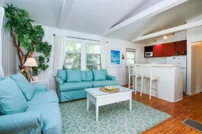 Colony Inn - Image 5