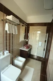 Vila Dante Boutique Hotel - Image 2