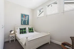 Richmond Hill Cottage - Image 2