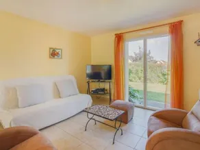 Vacation Home Maison Les Hortensias in Pleurtuit - 4 Persons, 2 Bedrooms - Image 5