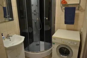 Apartment in the City Centr - Image 2