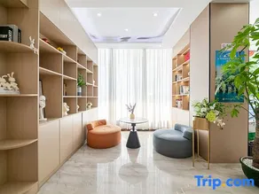 Home Inn UP Huayi Collection Hotel (Xiamen Haicang Xinyang Industrial Zone) - Image 5
