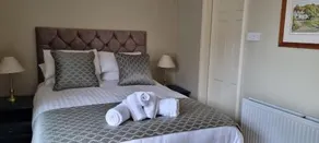Ivy House - Image 3
