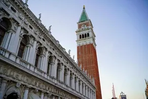 Modern Sweet Home Venezia - Image 2