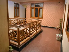 OYO Hotel Vivek - Image 5