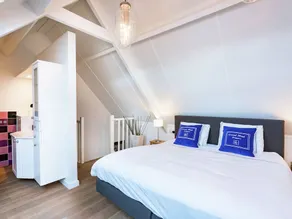Romantic cottage with sauna in a beautiful cycling and walking environment. - Image 3