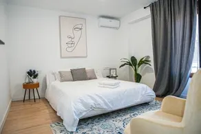 Laura Apartment Campanar - Image 5
