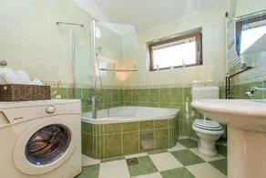 Vila Luna Apartments - Image 4