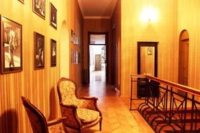 Hotel Central - Image 4