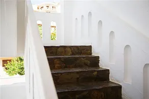 Varouxakis Hotel - Image 5