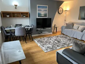1 Bed Flat - Sleeps 4 - Parking - Wifi - Image 5