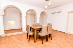 Villa Tophill - Image 2