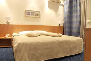 Hotel Sara - Image 2
