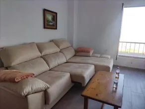 Apartamento reformado con piscina y vistas - Image 4