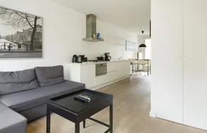 Ruby van Gogh Apartments - Image 3