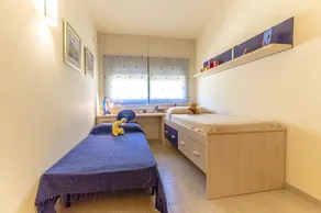 Holiday Home Passeig Esquirol - Image 3