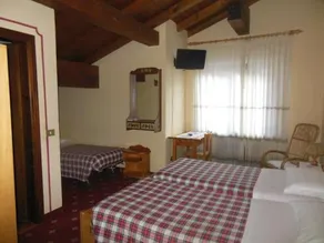 Hotel Alleghe - Image 2
