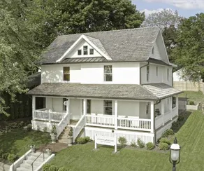 Downtown Luxury Farmhouse Apartment #2 - Image 4
