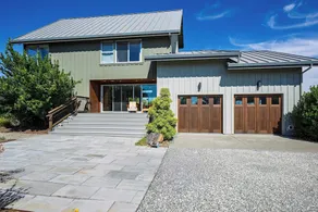 Coplan Vineyards by Avantstay 10-acre Estate w/ Pool, Spa, Bocce & Designer Interiors - Image 2