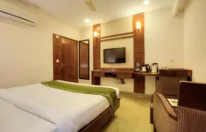Mint Hotel Chandigarh - Image 2