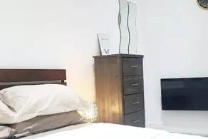 1-Bed Suite - Sleeps 3 - Parking - Near Bluewater - Image 4