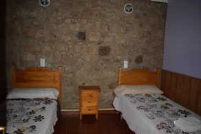 Albergue Rural Zarza Capilla - Image 2