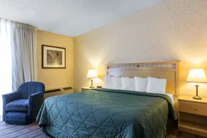 Quality Inn & Suites Santa Maria - Image 4