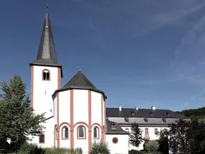 Cozy Apartment In Niederehe Eifel Near Forest - Image 2