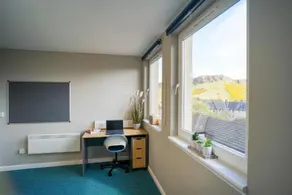 For Students Only - 8 Roxburgh Edinburgh - Image 3