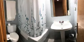 Hostal El Arco - Image 4