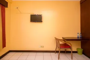 Diamond Hotel - Image 5