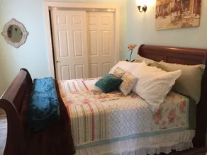 Sams Cottage Bed and Breakfast on the Greens - Image 4