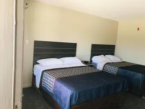 Crossroad's Inn - Image 3