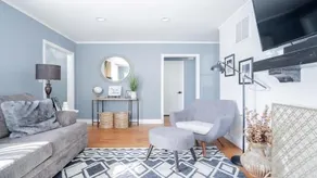 Elegant Williamstown Home 5 Minutes to Ark - Image 3