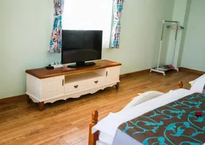 Nanwan Impression Resort Cloud Inn (Lingshui Monkey Island Branch) - Image 4