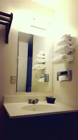 Western Motor Inn - Image 2
