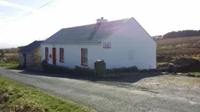 Jack's Self Catering Cottage - Image 2
