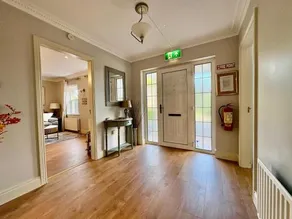 Connolly's Guesthouse - Image 3
