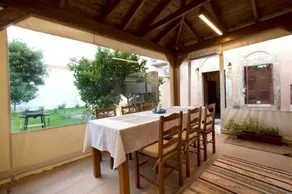 Chronis Family Villas - Image 4