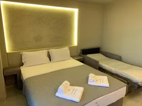 Castella Apartments - Image 2