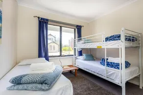 Seaview Apartment - Image 3