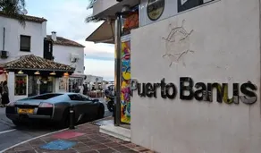 Banus Boutique Muelle Del Ribera - Image 2
