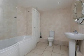 The Captains House - Image 2
