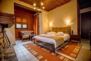 Kynthia Guesthouse - Image 2