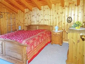 Comfortable Holiday Home With Fireplace In Vex - Image 2