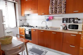 Roman Holiday House - Image 4
