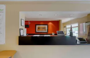 Extended Stay America Select Suites Tampa Airport Memorial - Image 2