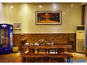 Xiangya Farmhouse Inn - Image 2