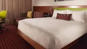 Hampton By Hilton Newport East - Image 2